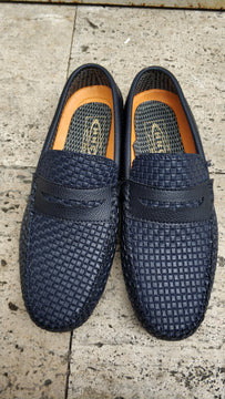 Navy Blue / 40