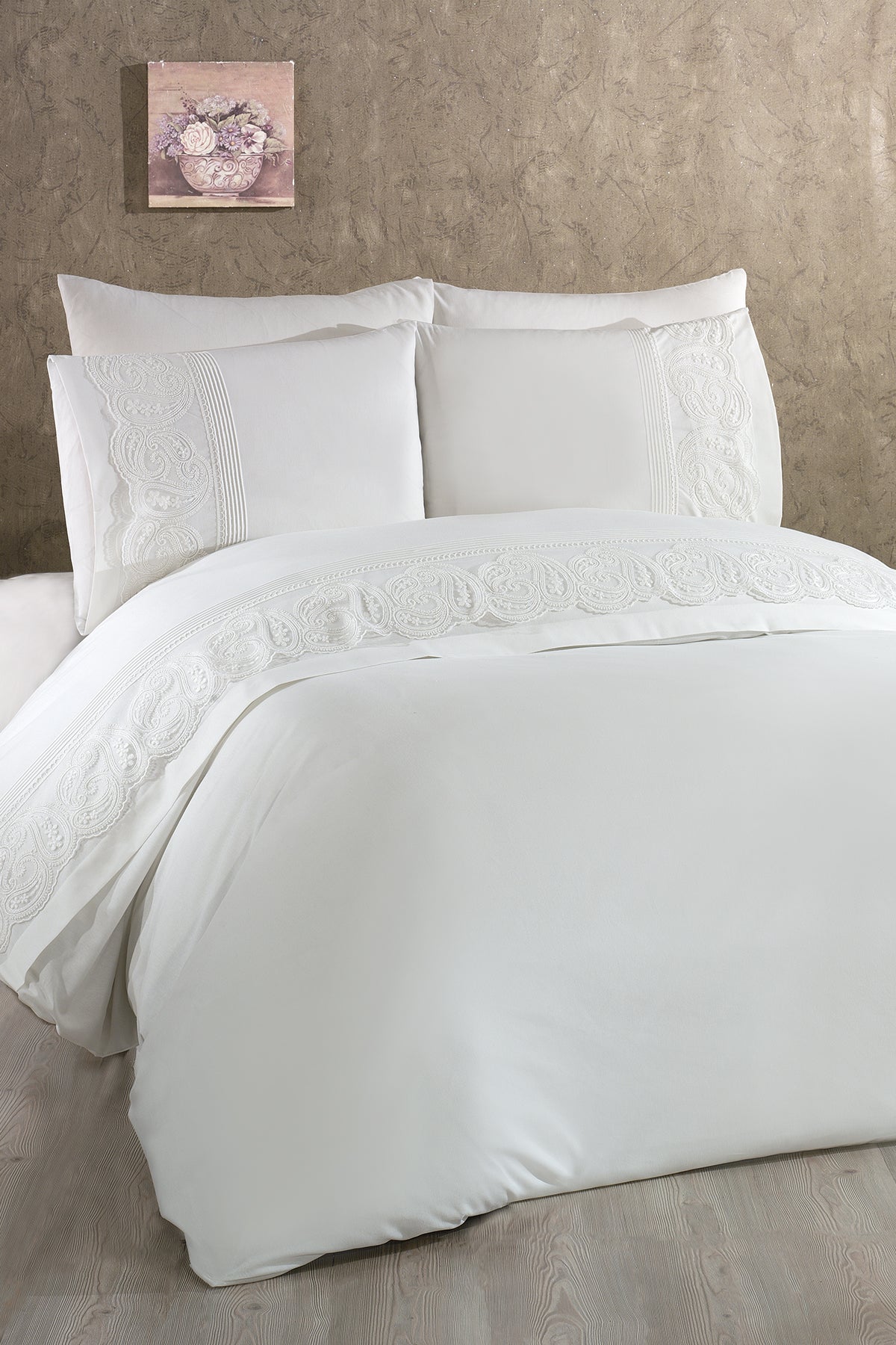 Alena, Lace Satin Duvet Cover Set